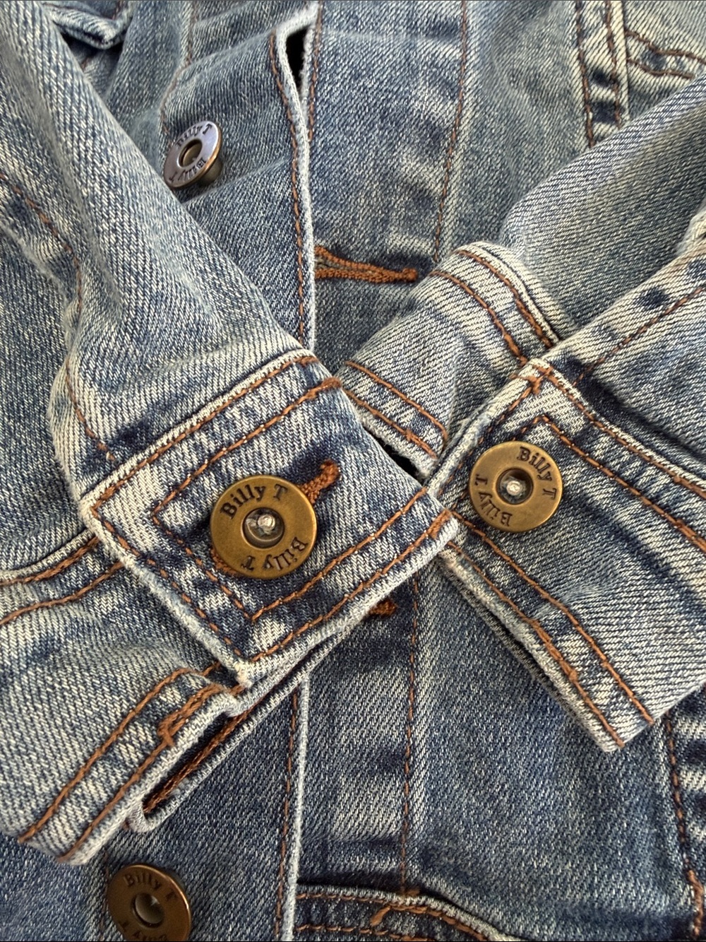BILLY T- Classic Embroidered Denim Jacket with🌹 Pink Floral Accents - Picture 7 of 9